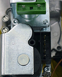 rv ls80t 796343 gv honeywell wires disc.gif